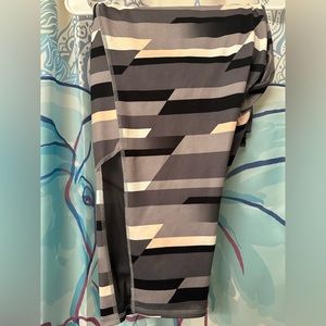 Cato Striped Athletic Capri Leggings Mesh Insert size 26 28